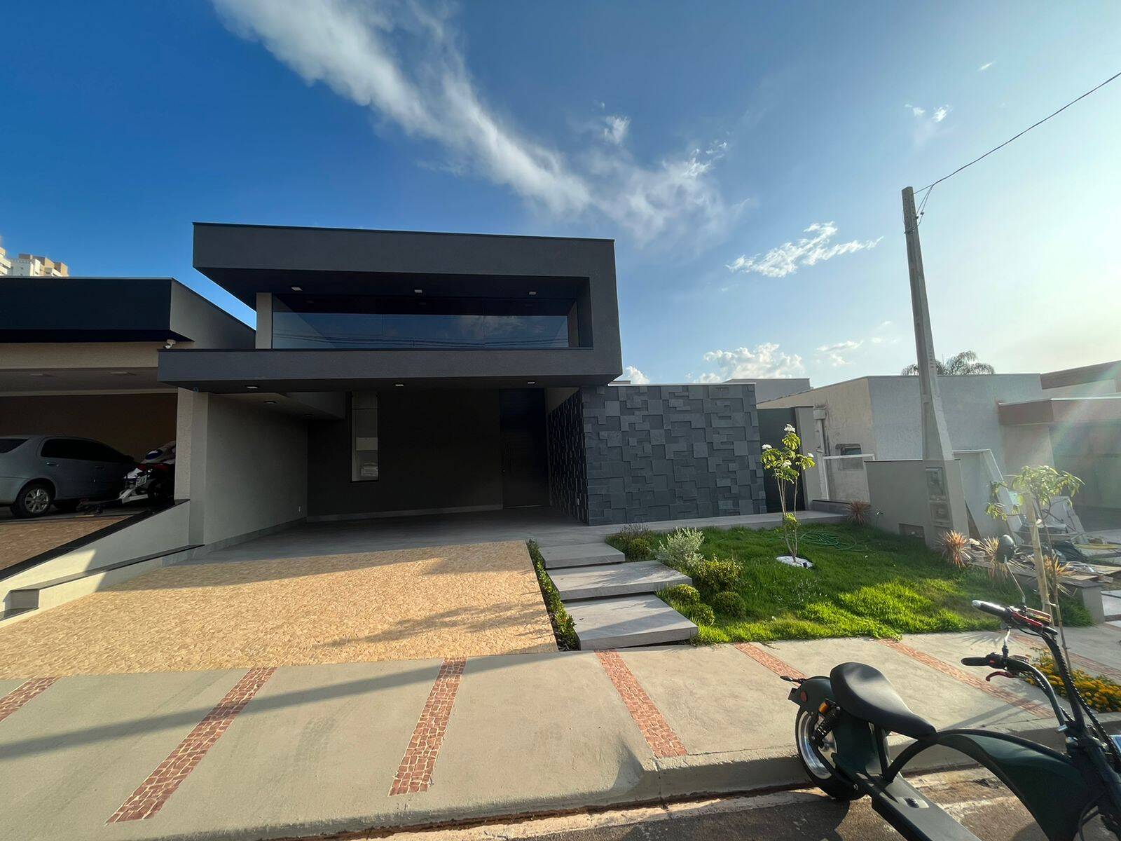 Casa à venda com 3 quartos, 360m² - Foto 3