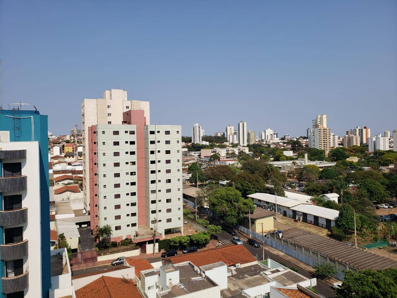 Apartamento para alugar com 2 quartos, 67m² - Foto 14