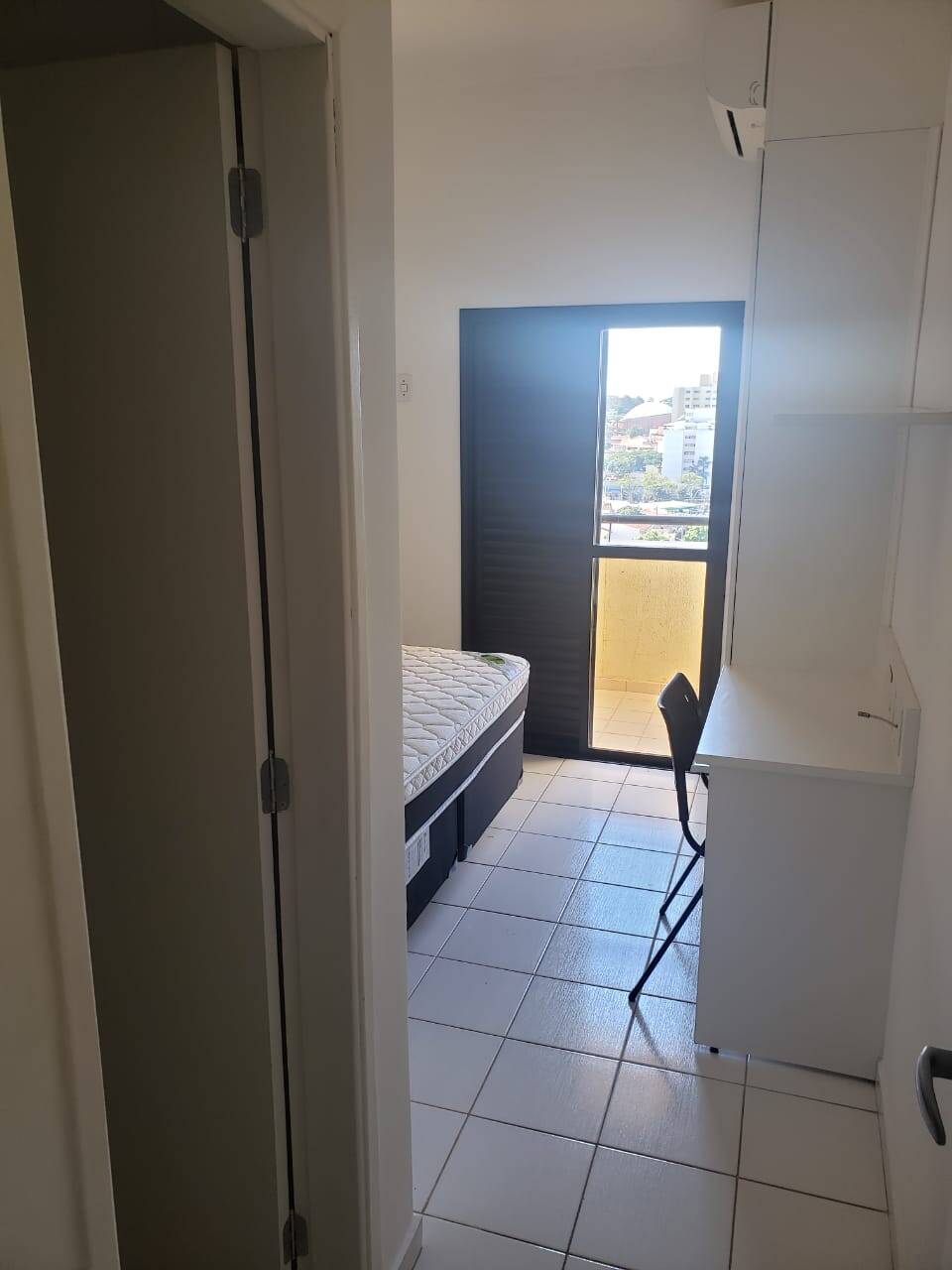 Apartamento para alugar com 1 quarto, 1m² - Foto 11