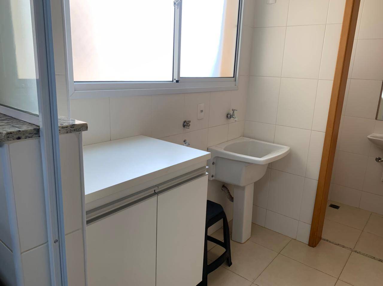 Apartamento para alugar com 3 quartos, 82m² - Foto 14