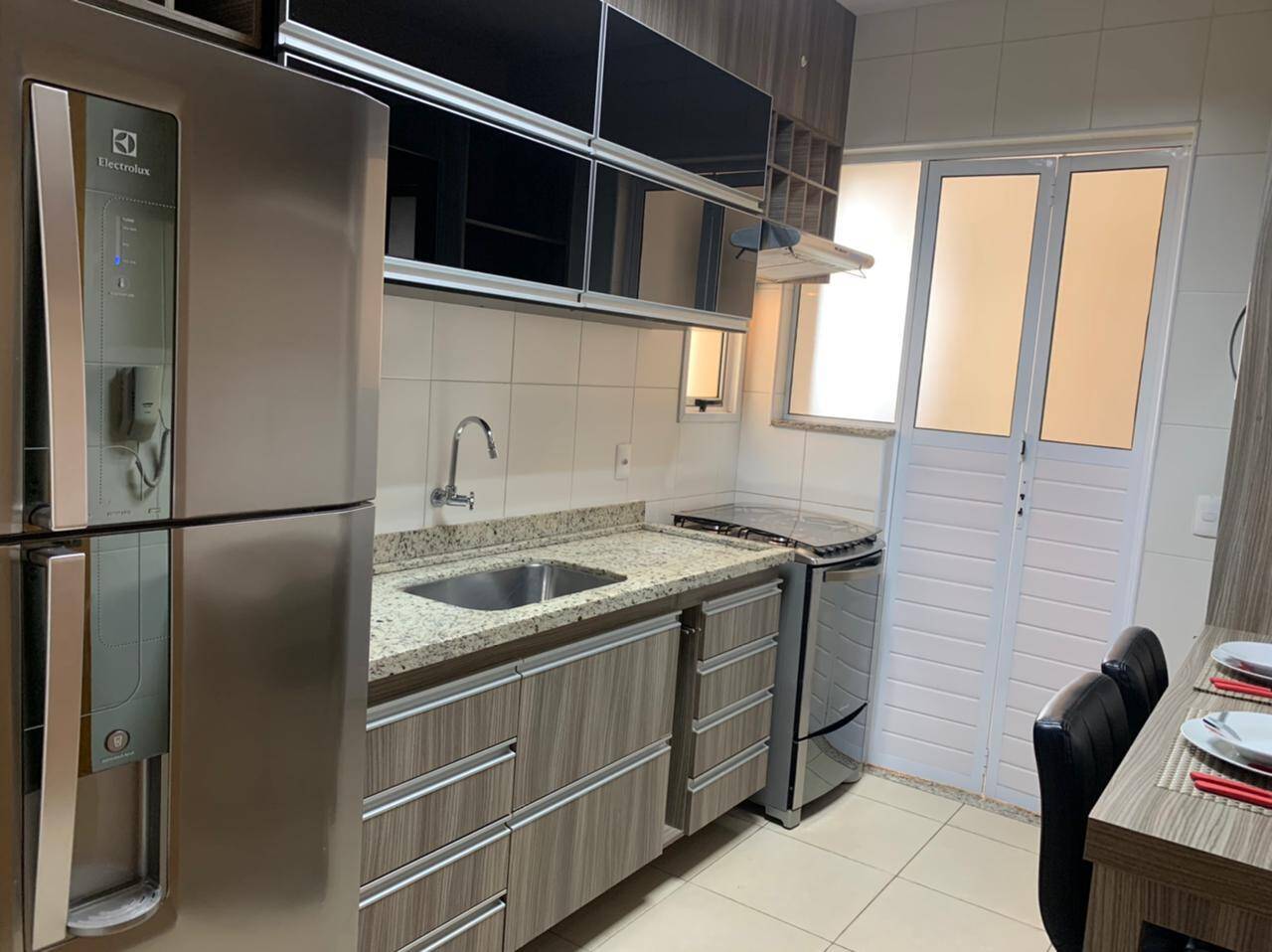 Apartamento para alugar com 3 quartos, 82m² - Foto 12