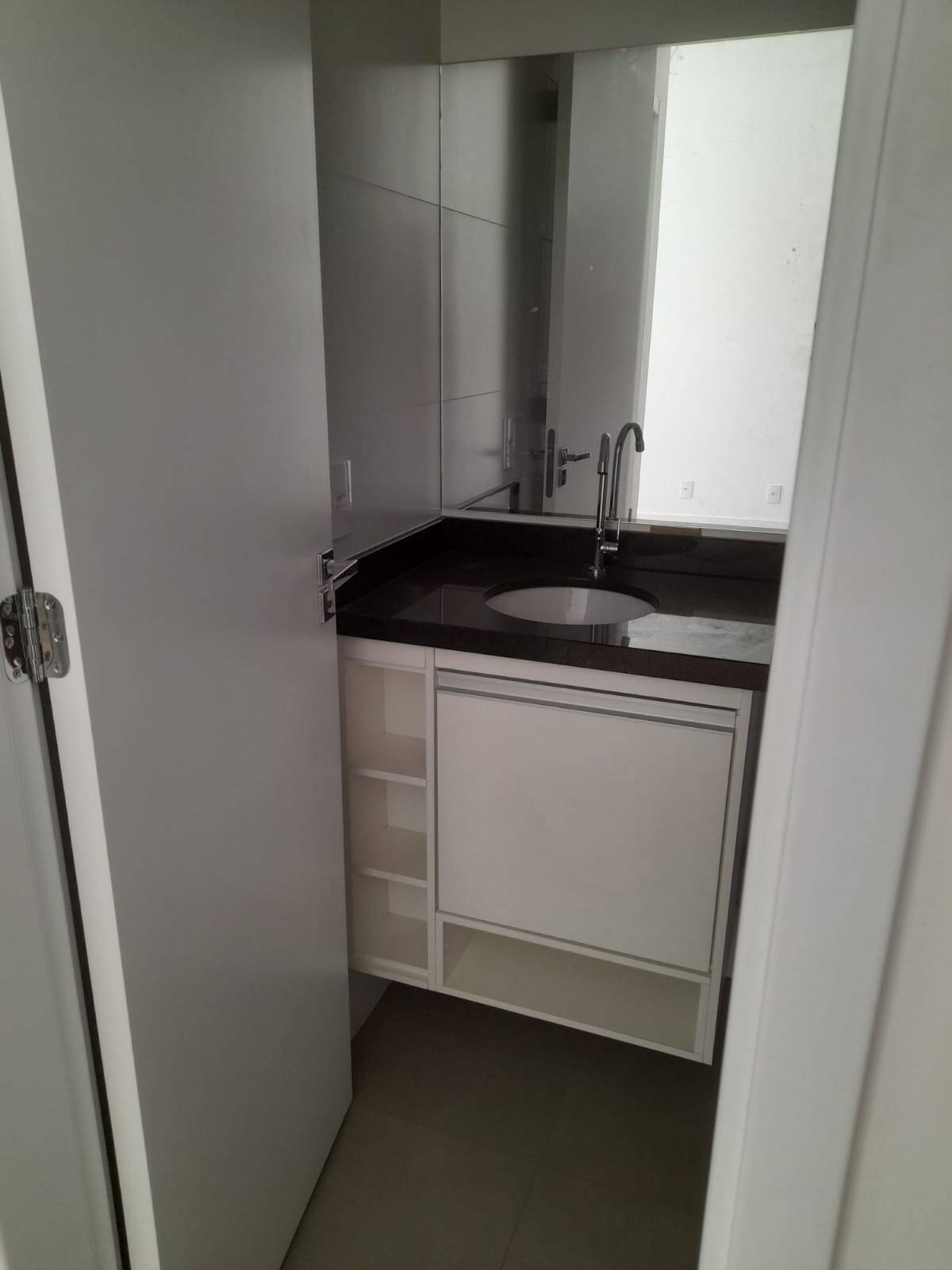 Apartamento para alugar com 1 quarto, 35m² - Foto 11