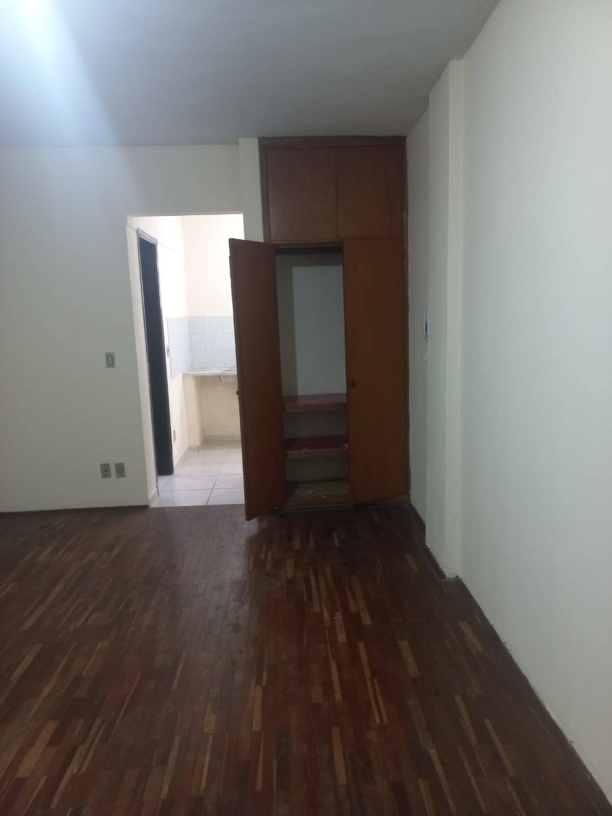 Apartamento para alugar com 1 quarto - Foto 1