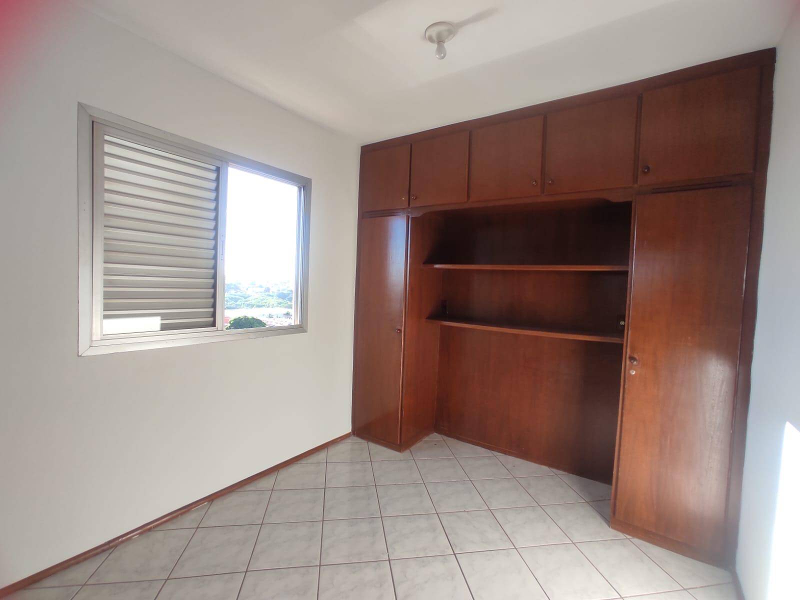 Apartamento à venda e aluguel com 3 quartos - Foto 27