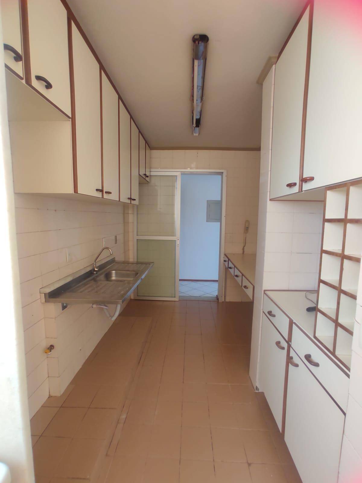 Apartamento à venda e aluguel com 3 quartos - Foto 30