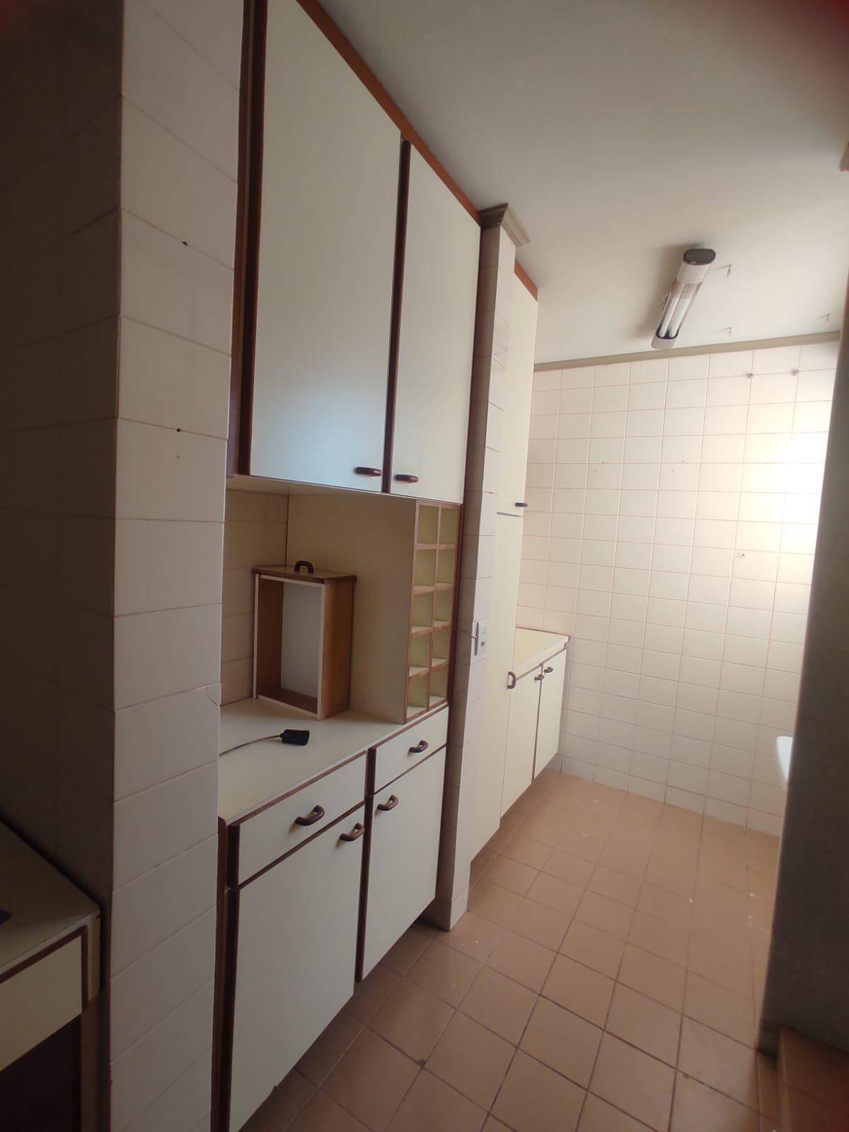 Apartamento à venda e aluguel com 3 quartos - Foto 33