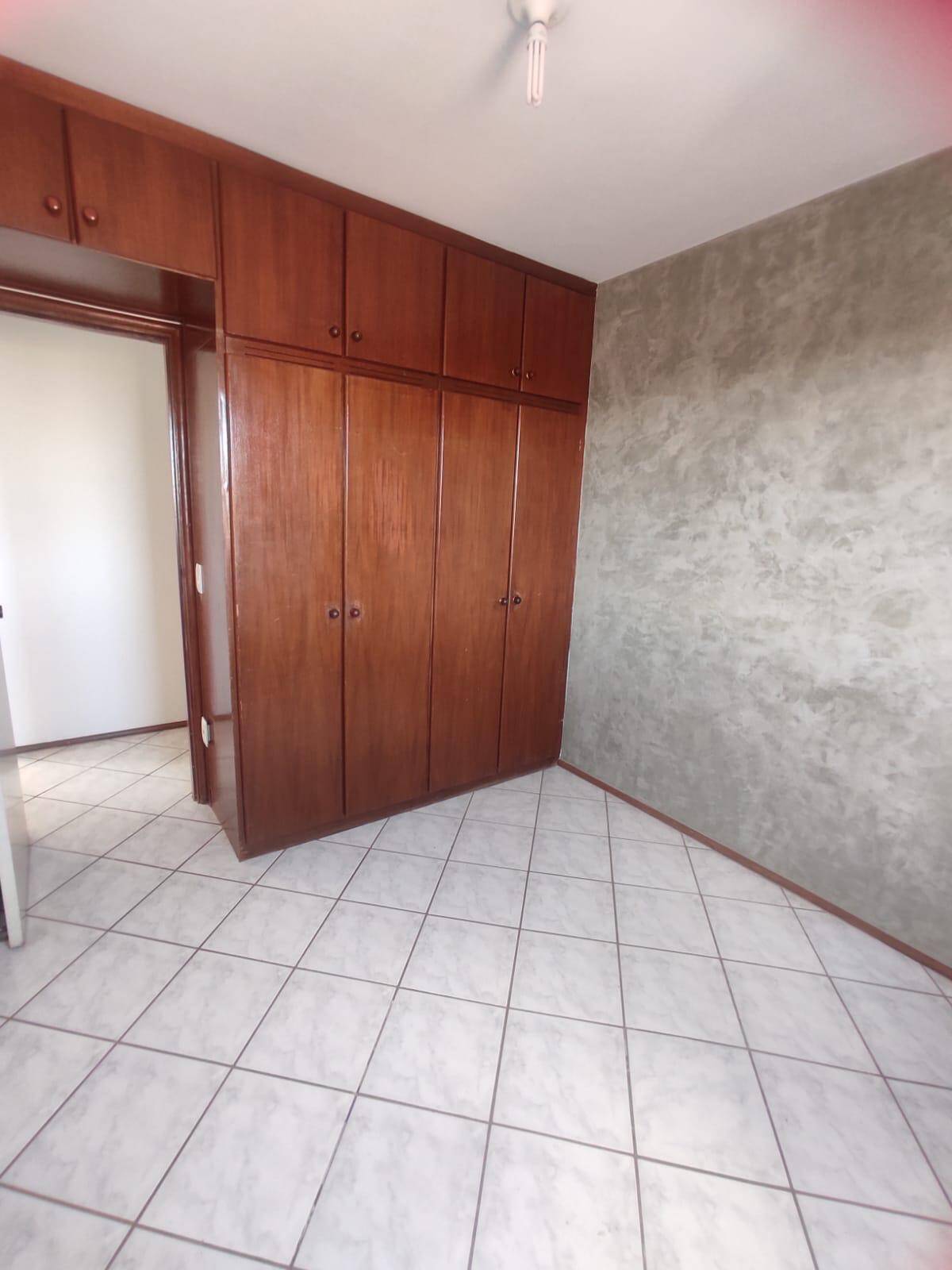 Apartamento à venda e aluguel com 3 quartos - Foto 24