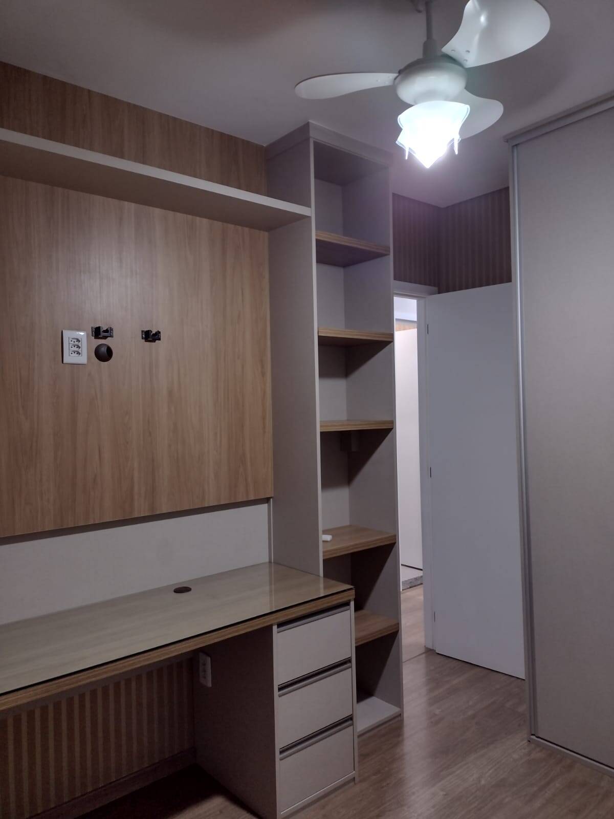 Apartamento à venda com 3 quartos - Foto 4