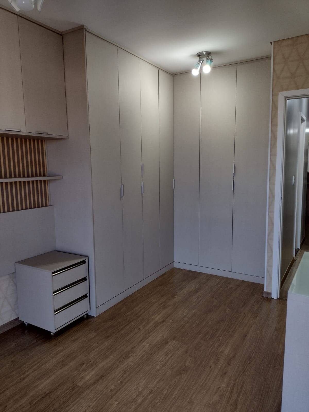 Apartamento à venda com 3 quartos - Foto 10