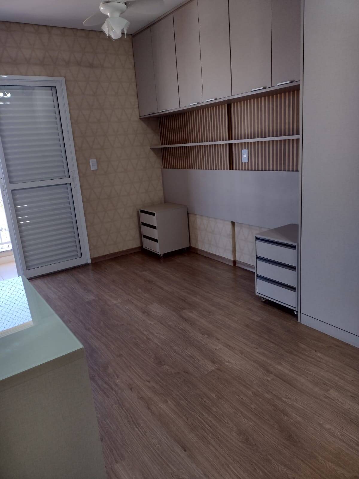 Apartamento à venda com 3 quartos - Foto 12