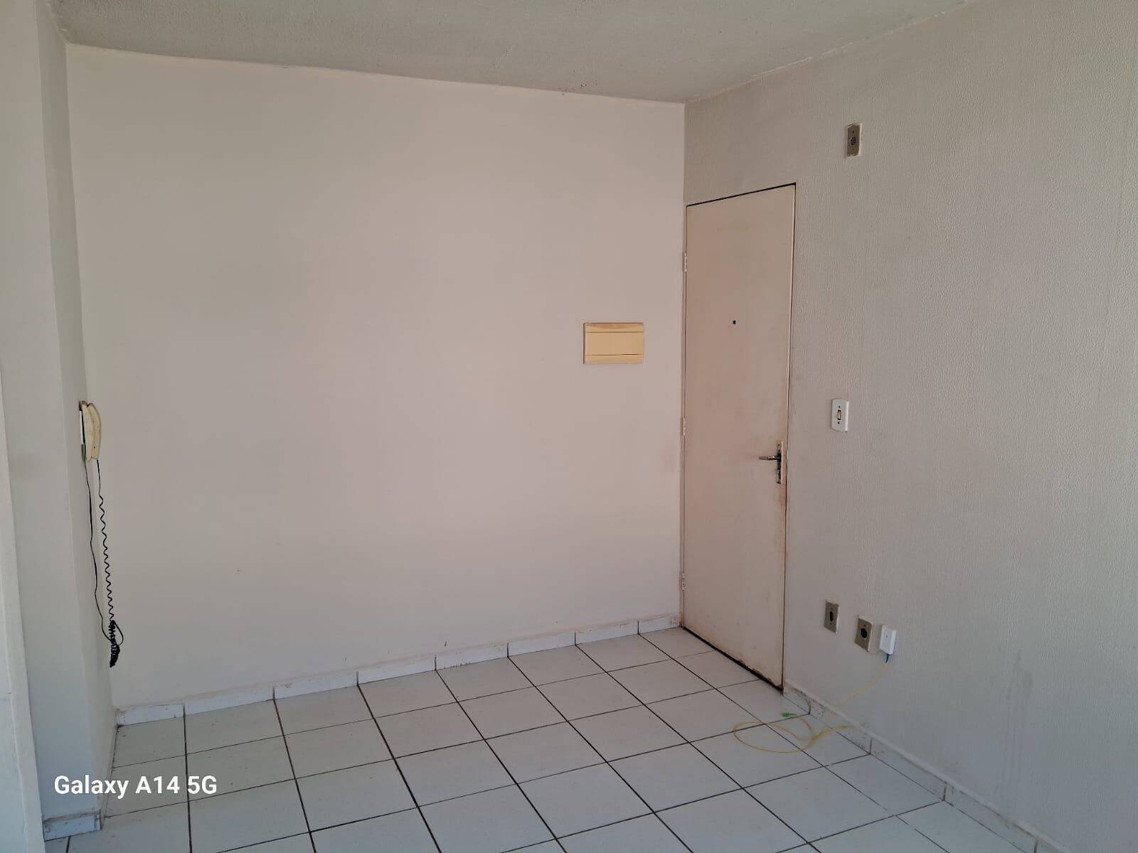 Apartamento à venda com 2 quartos, 47m² - Foto 2