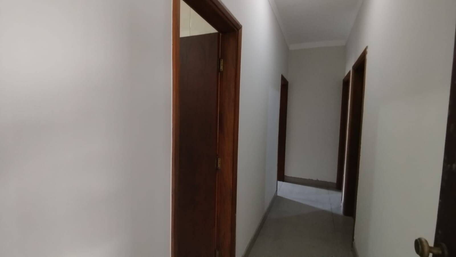 Casa para alugar com 3 quartos, 190m² - Foto 10
