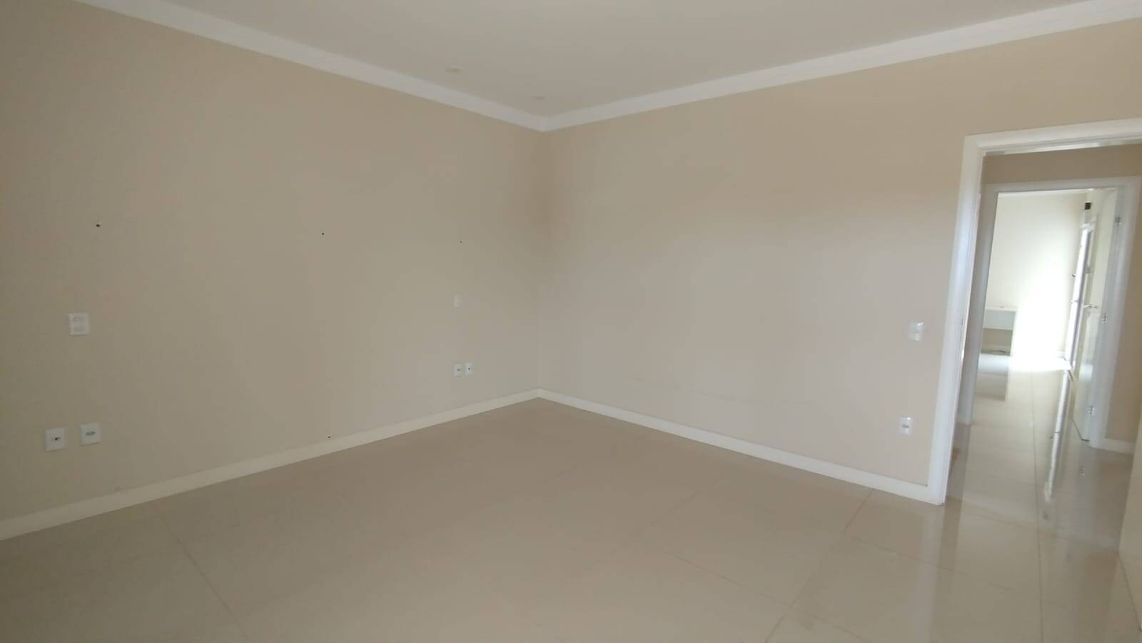 Casa para alugar com 4 quartos, 294m² - Foto 21