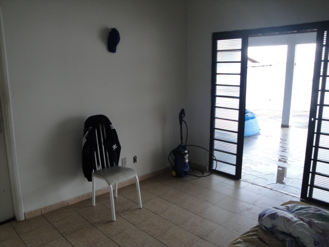 Casa à venda com 1 quarto, 107m² - Foto 11