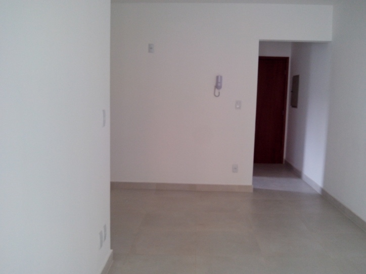 Apartamento à venda com 3 quartos, 85m² - Foto 9