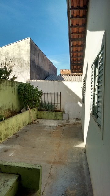 Casa à venda com 2 quartos, 130m² - Foto 13