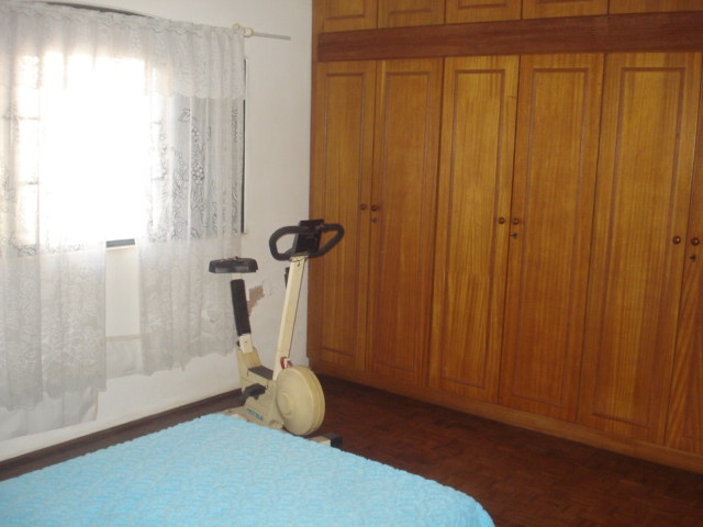 Casa à venda com 3 quartos, 200m² - Foto 6