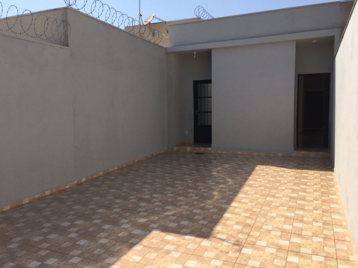 Casa à venda com 2 quartos, 62m² - Foto 3