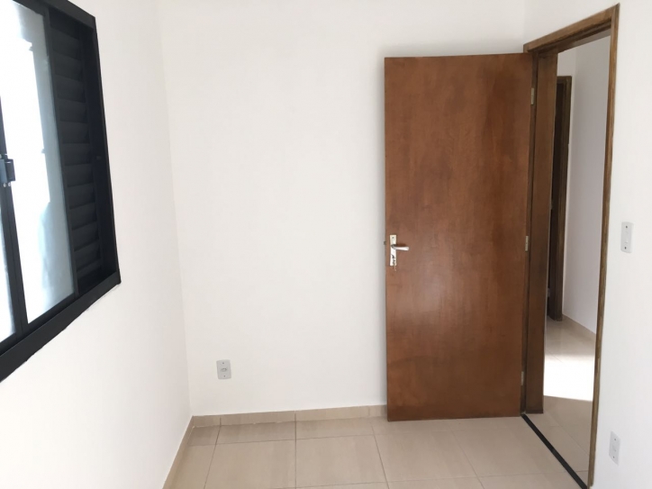 Casa à venda com 2 quartos, 62m² - Foto 10