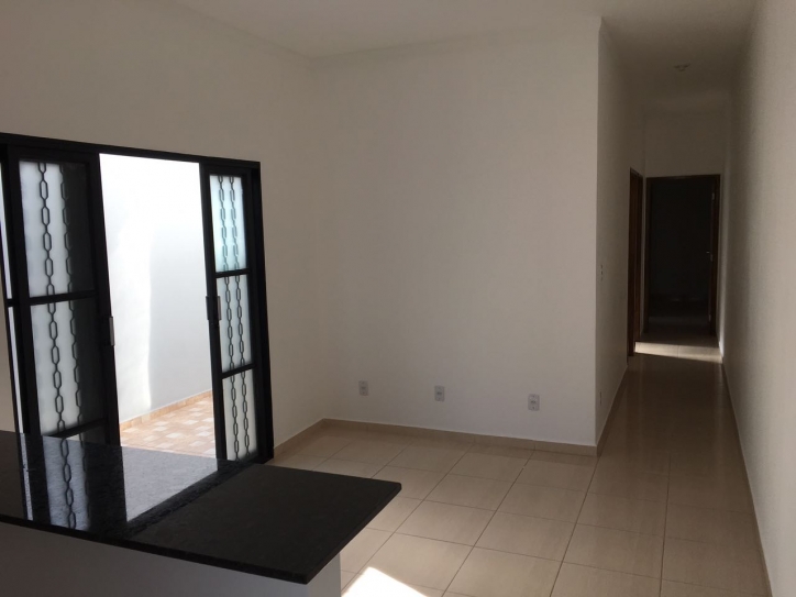 Casa à venda com 2 quartos, 62m² - Foto 18