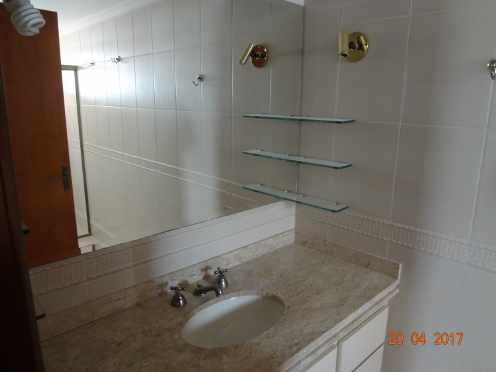 Apartamento à venda com 3 quartos, 240m² - Foto 11