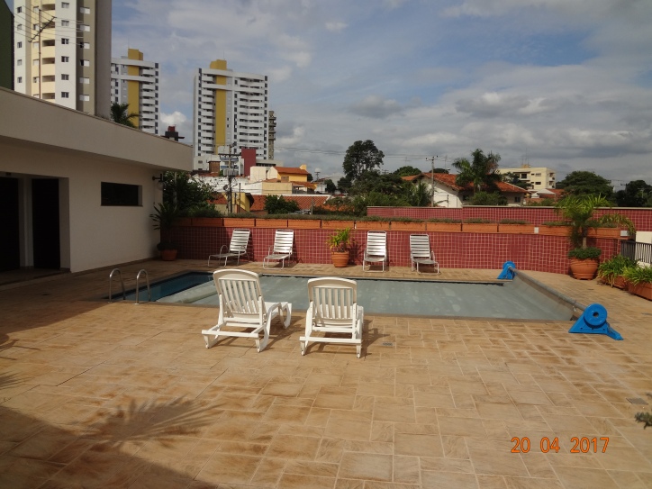 Apartamento à venda com 3 quartos, 240m² - Foto 13