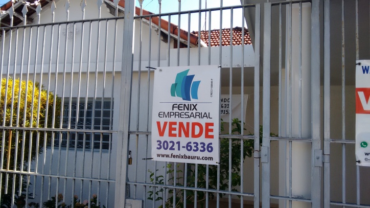 Casa à venda com 2 quartos, 250m² - Foto 2