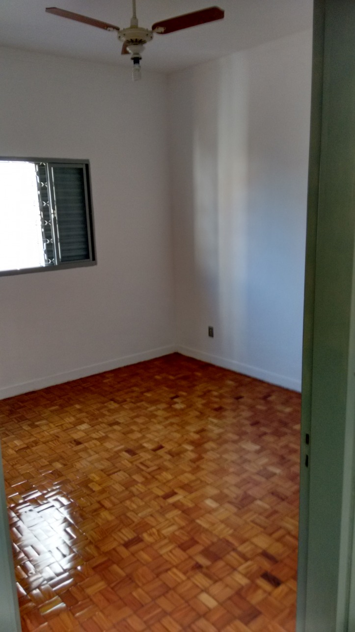 Casa à venda com 2 quartos, 250m² - Foto 17