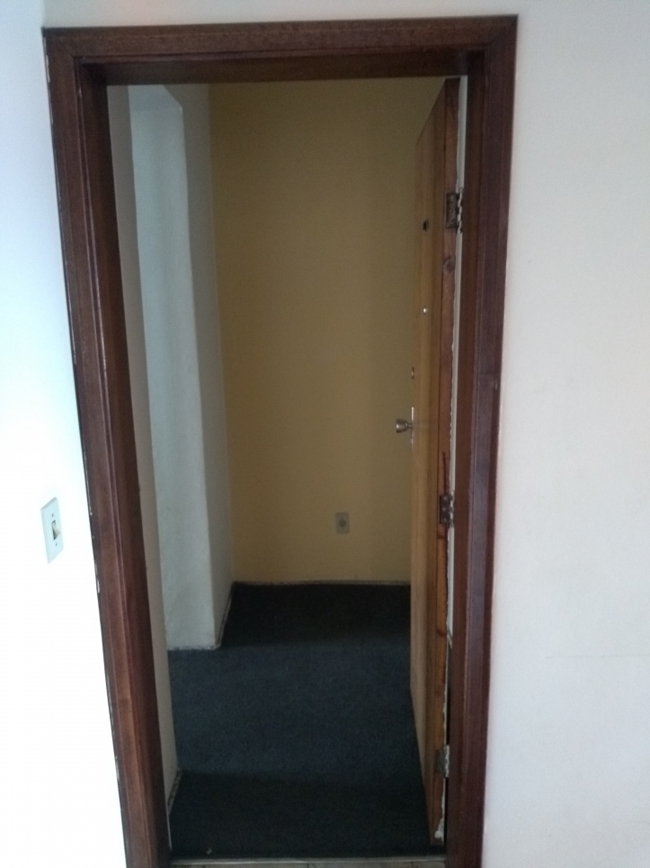 Apartamento à venda com 2 quartos, 87m² - Foto 3