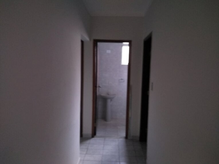 Casa à venda com 3 quartos, 200m² - Foto 8