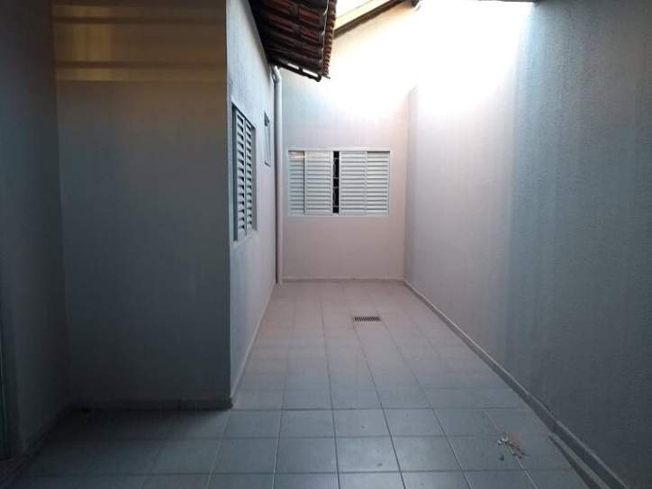 Casa à venda com 3 quartos, 200m² - Foto 14