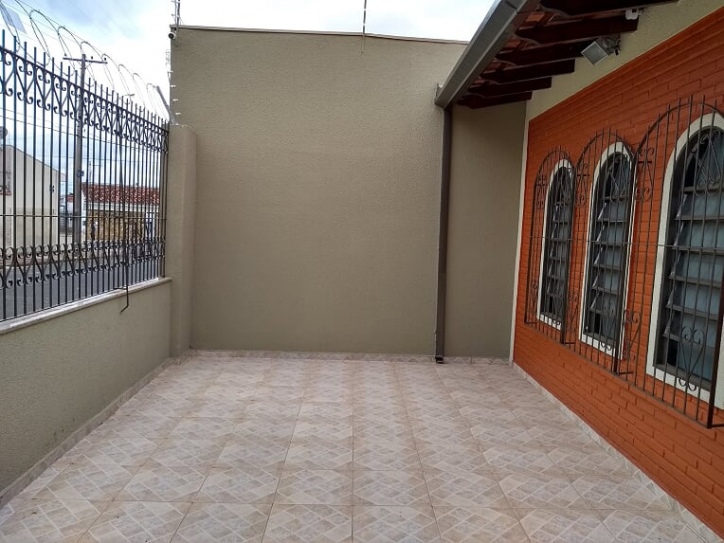 Casa à venda com 3 quartos, 200m² - Foto 5