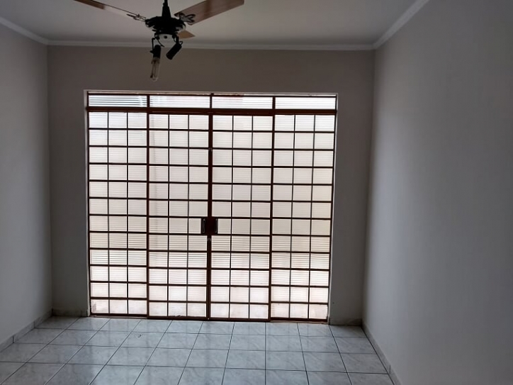 Casa à venda com 3 quartos, 200m² - Foto 13