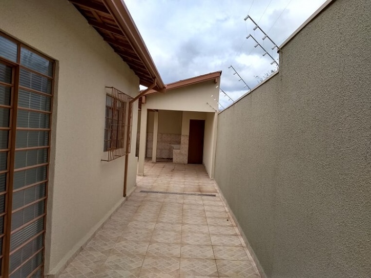 Casa à venda com 3 quartos, 200m² - Foto 25