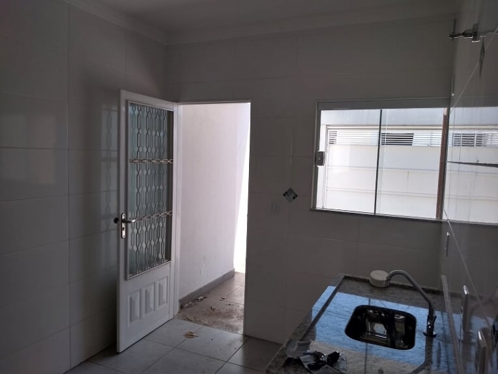 Casa à venda com 3 quartos, 120m² - Foto 11