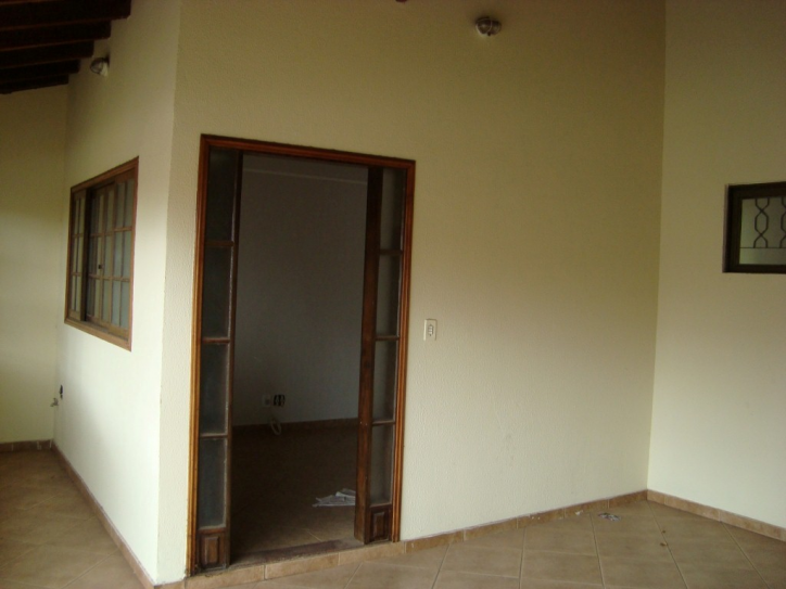 Casa à venda com 3 quartos, 120m² - Foto 3