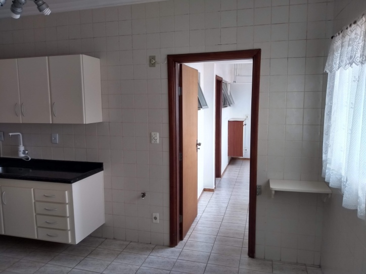 Apartamento à venda com 3 quartos, 150m² - Foto 16