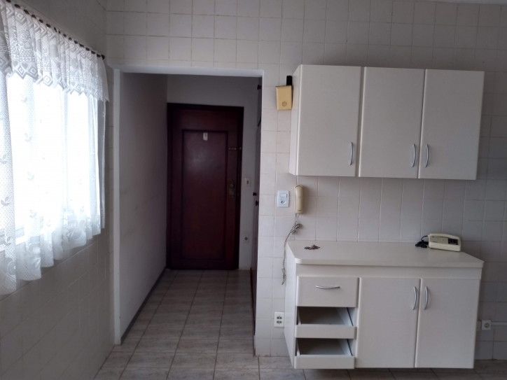 Apartamento à venda com 3 quartos, 150m² - Foto 17