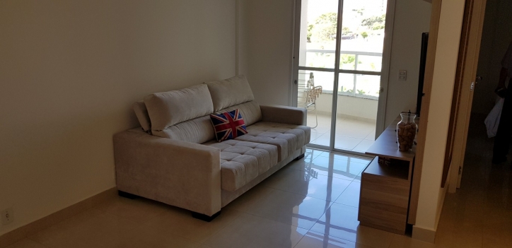 Apartamento à venda com 2 quartos, 69m² - Foto 2