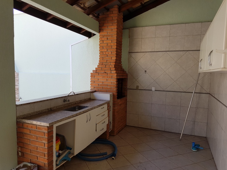 Casa à venda e aluguel com 3 quartos, 360m² - Foto 23