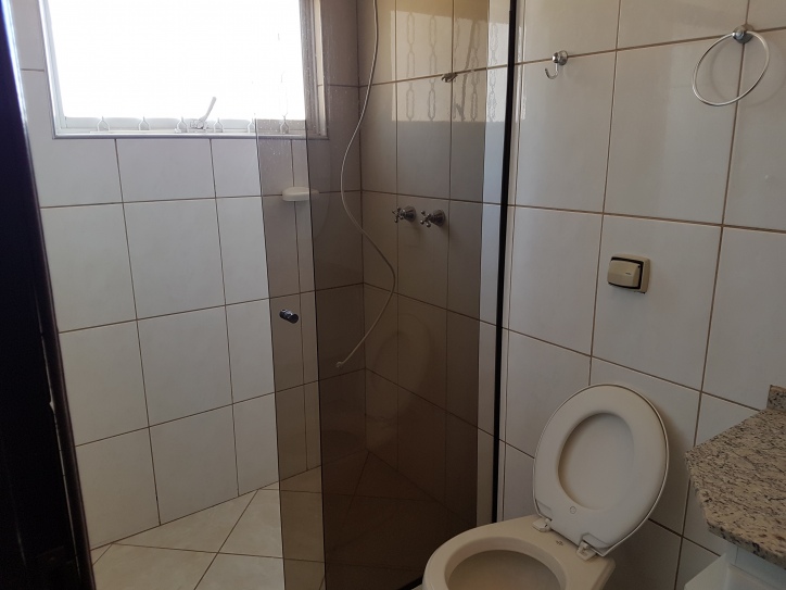 Casa à venda e aluguel com 3 quartos, 360m² - Foto 32