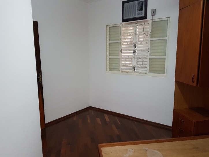 Casa à venda e aluguel com 3 quartos, 360m² - Foto 33