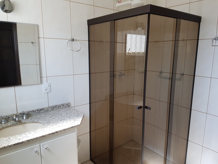 Casa à venda e aluguel com 3 quartos, 360m² - Foto 36