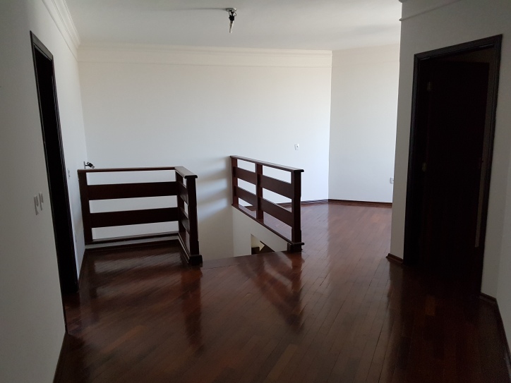 Casa à venda e aluguel com 3 quartos, 360m² - Foto 39