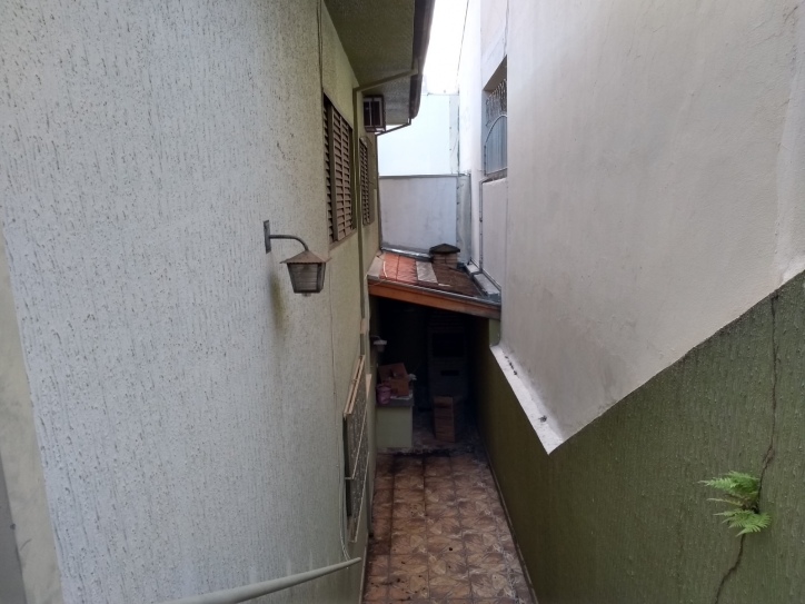 Casa à venda com 3 quartos, 350m² - Foto 4