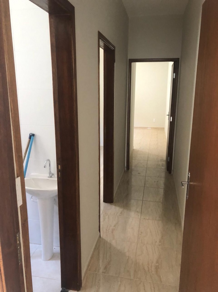 Casa à venda com 2 quartos, 54m² - Foto 8