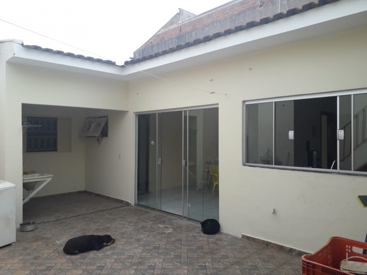 Casa à venda com 2 quartos, 125m² - Foto 9