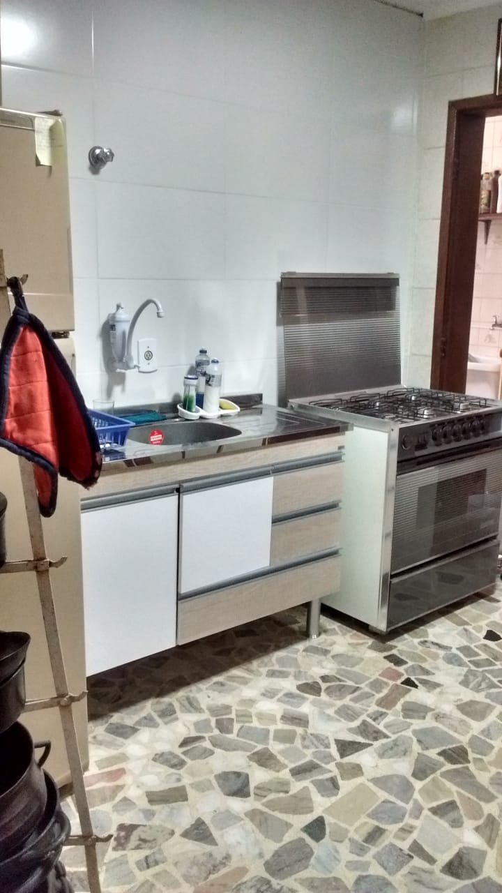 Apartamento à venda com 2 quartos, 66m² - Foto 4